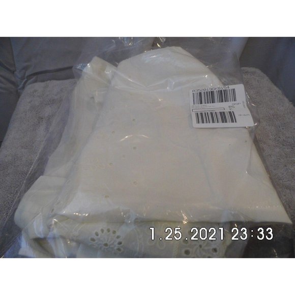 LOGO by Lori Goldstein Embroidered Top & Slub tank Lily White Size XXS - Picture 2 of 2